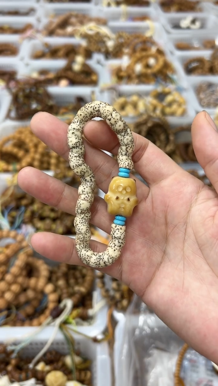 手串星月菩提卡8mm星月 大肠 单圈 手捻