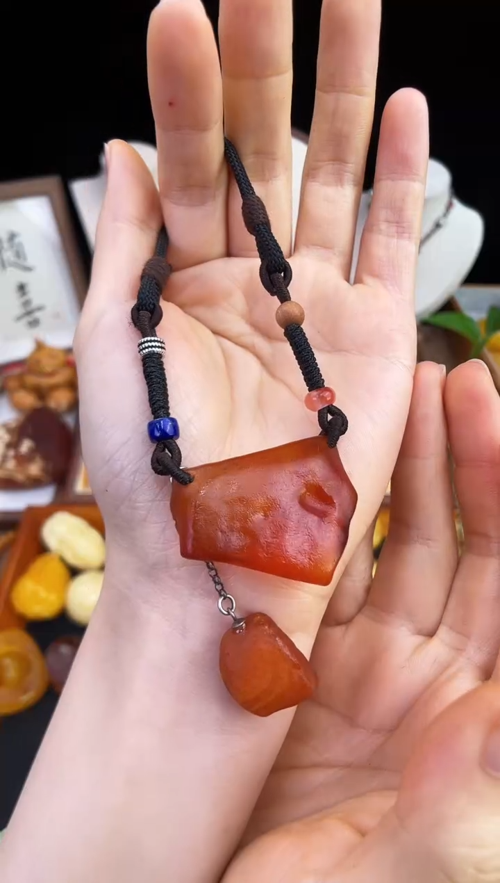 琥珀未镶嵌珠宝奇石柒月