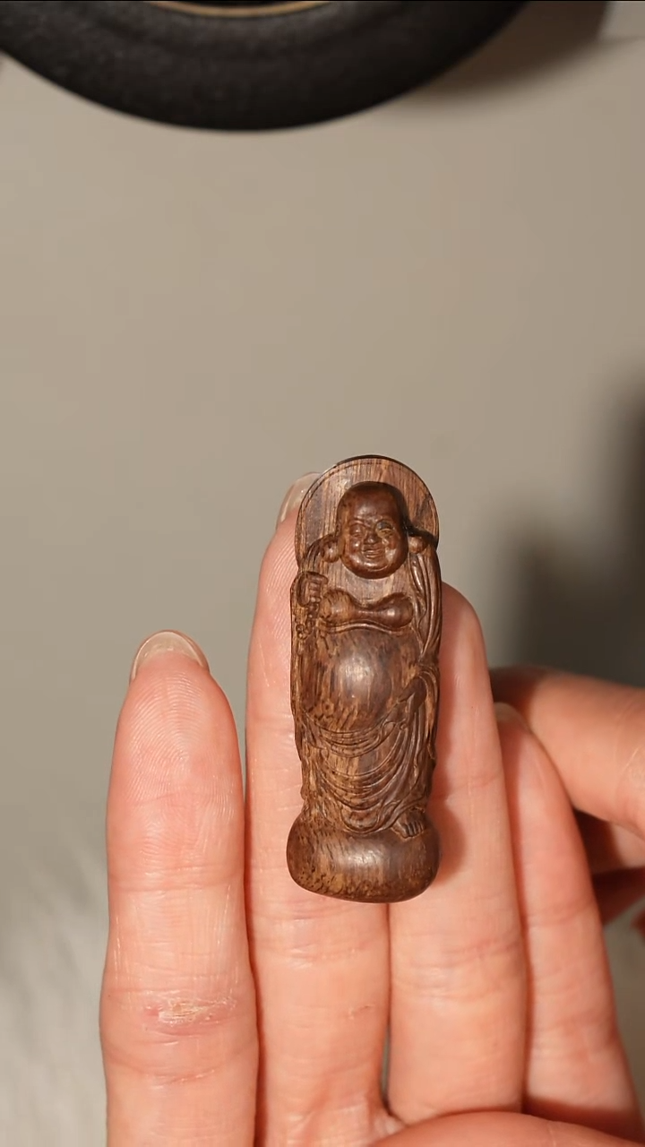 沉香吊坠老惠安沉水笑脸佛挂件5.35克