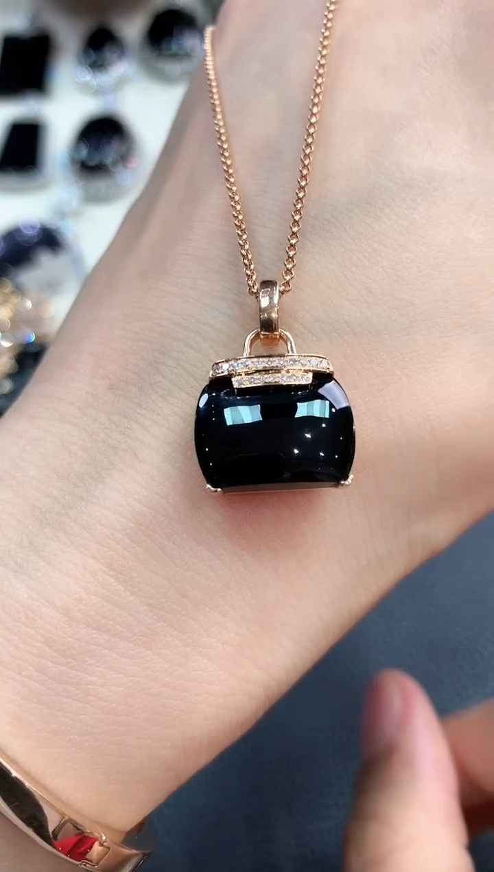 【闪购商品】翡翠项链18K金镶嵌m42           