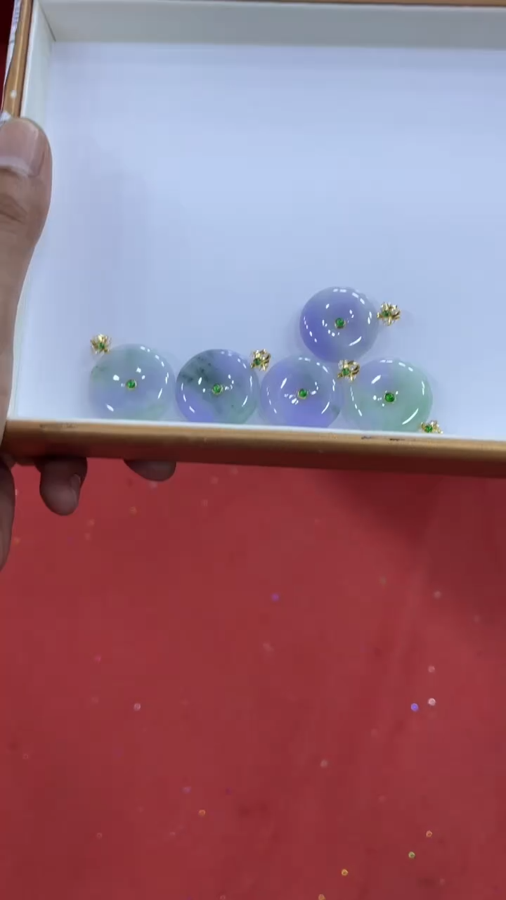 18K金镶嵌挂件翡翠FL111313/多样性发一件