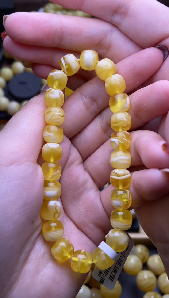 【闪购商品】琥珀裸石未镶嵌大小姐珠宝133