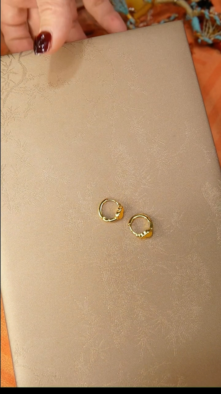 【闪购商品】琥珀耳饰银S925镶嵌耳饰