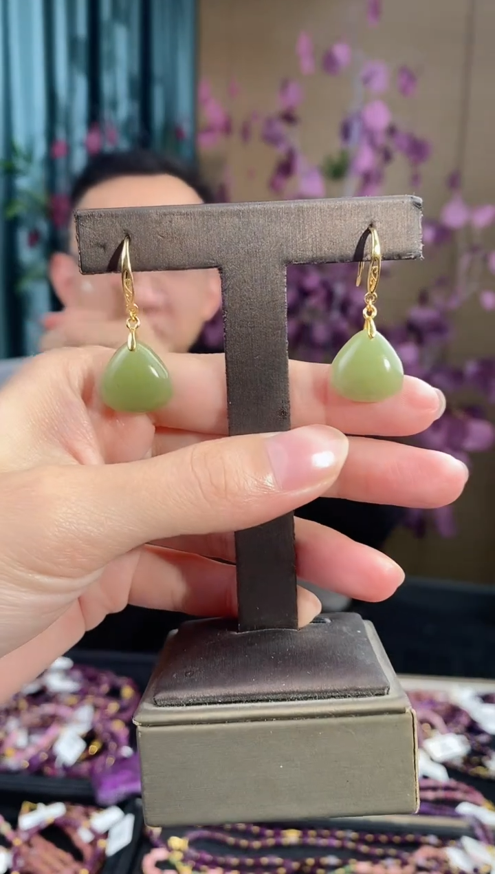 【闪购商品】和田玉耳钩银S925镶嵌209