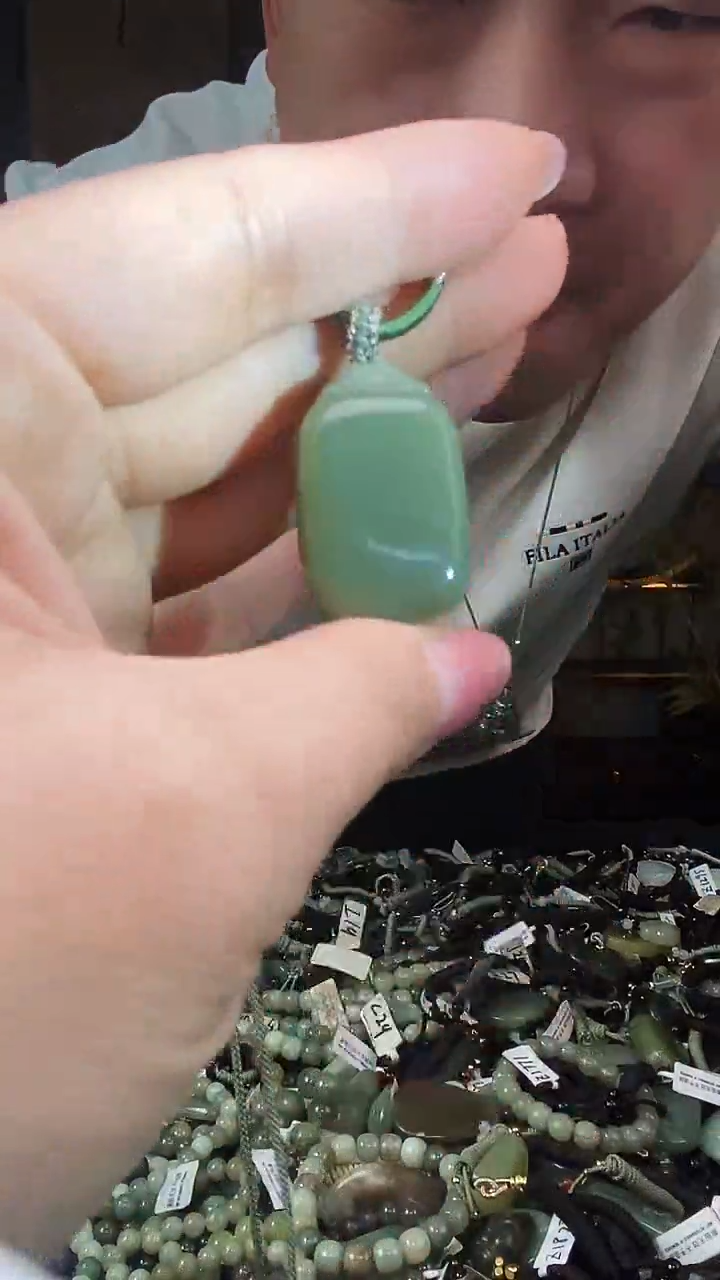 颈饰未镶嵌和田玉多样性发货，拍一发一