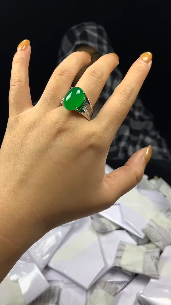 满色吊坠 所见即所得！！