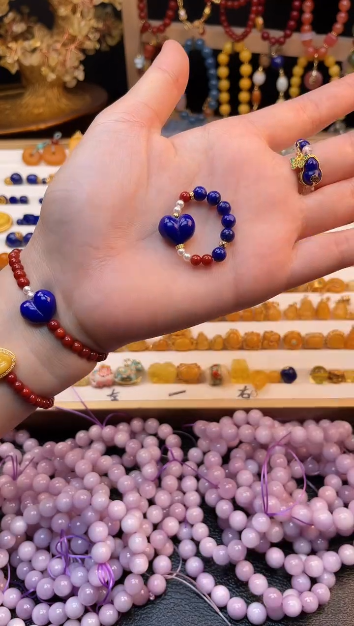 未镶嵌青金石手串屁桃  成品戒指