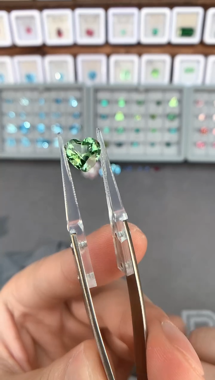 【闪购商品】定制碧玺裸石未镶嵌2.66ct