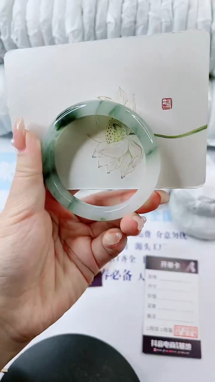 【闪购商品】石英质玉手镯未镶嵌0917588934-多样性发货