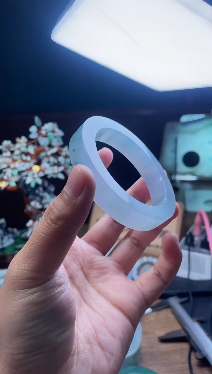 【闪购商品】定制翡翠手镯未镶嵌定制