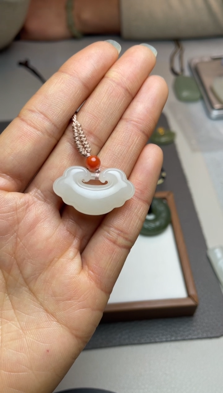 【闪购商品】和田玉颈饰未镶嵌1