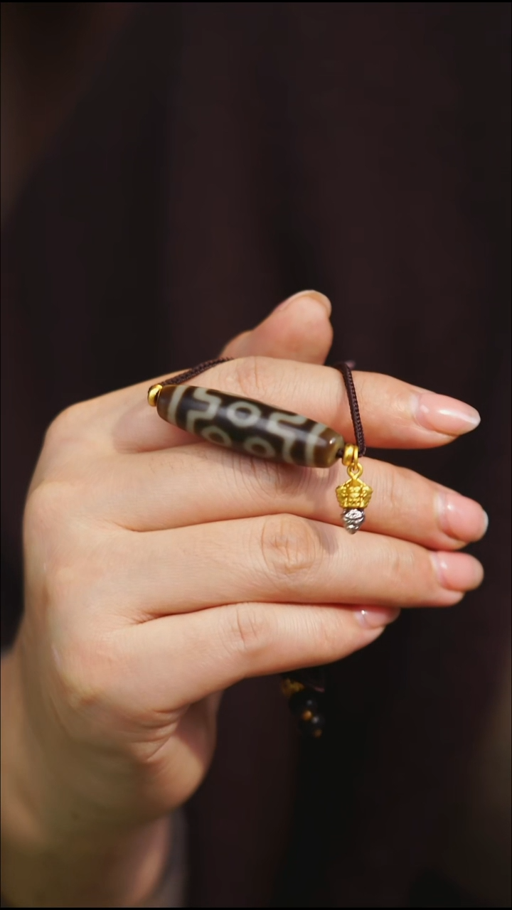 未镶嵌手链玛瑙/玉髓（覆膜）七眼