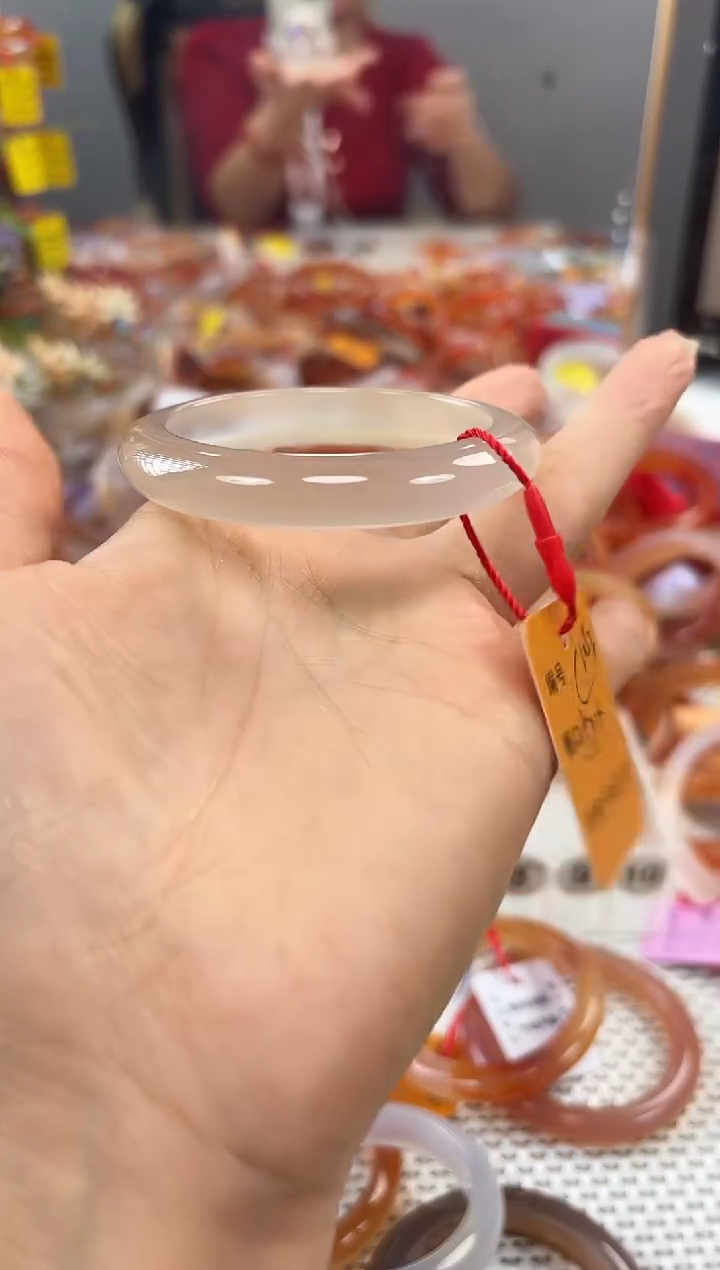 手镯玛瑙/玉髓未镶嵌净*1053