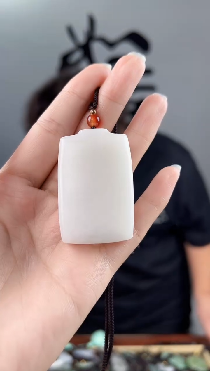 和田玉未镶嵌颈饰拍一发一，多样性发货