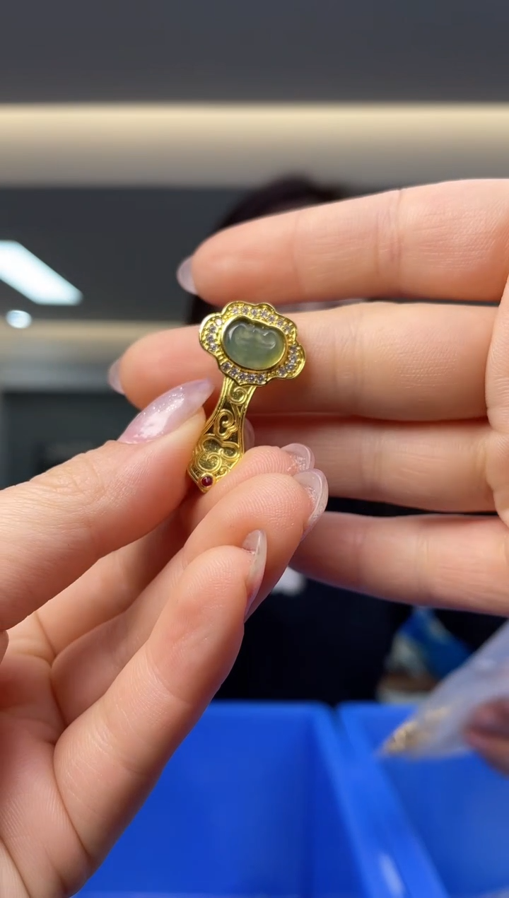 【闪购商品】翡翠颈饰未镶嵌（多样性发一件）