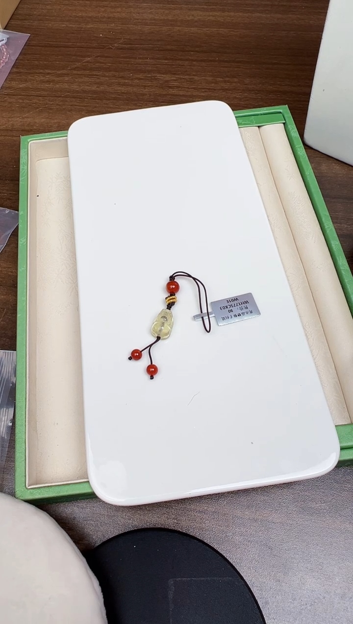 未镶嵌车挂水晶悦3994