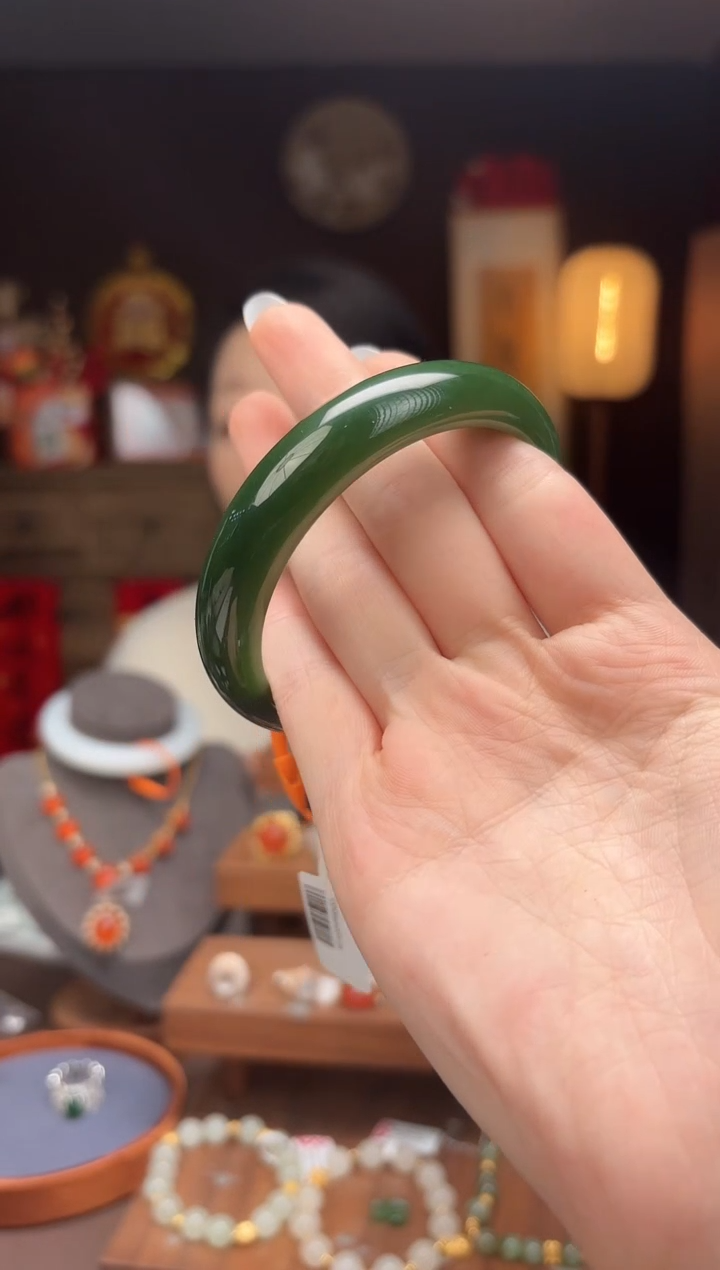 【闪购商品】和田玉AC43碧玉手镯60mm未镶嵌-