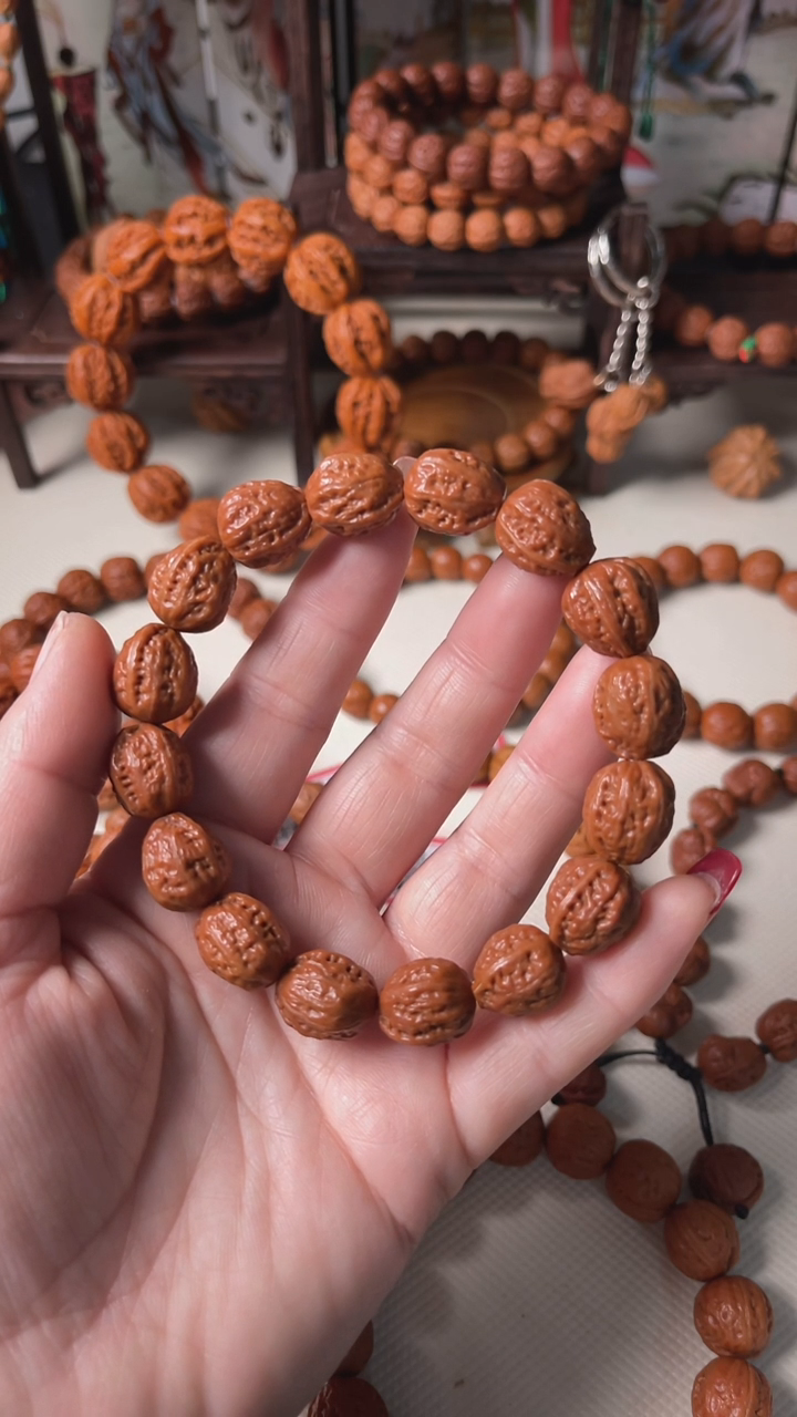 【闪购商品】文玩核桃手串小核桃