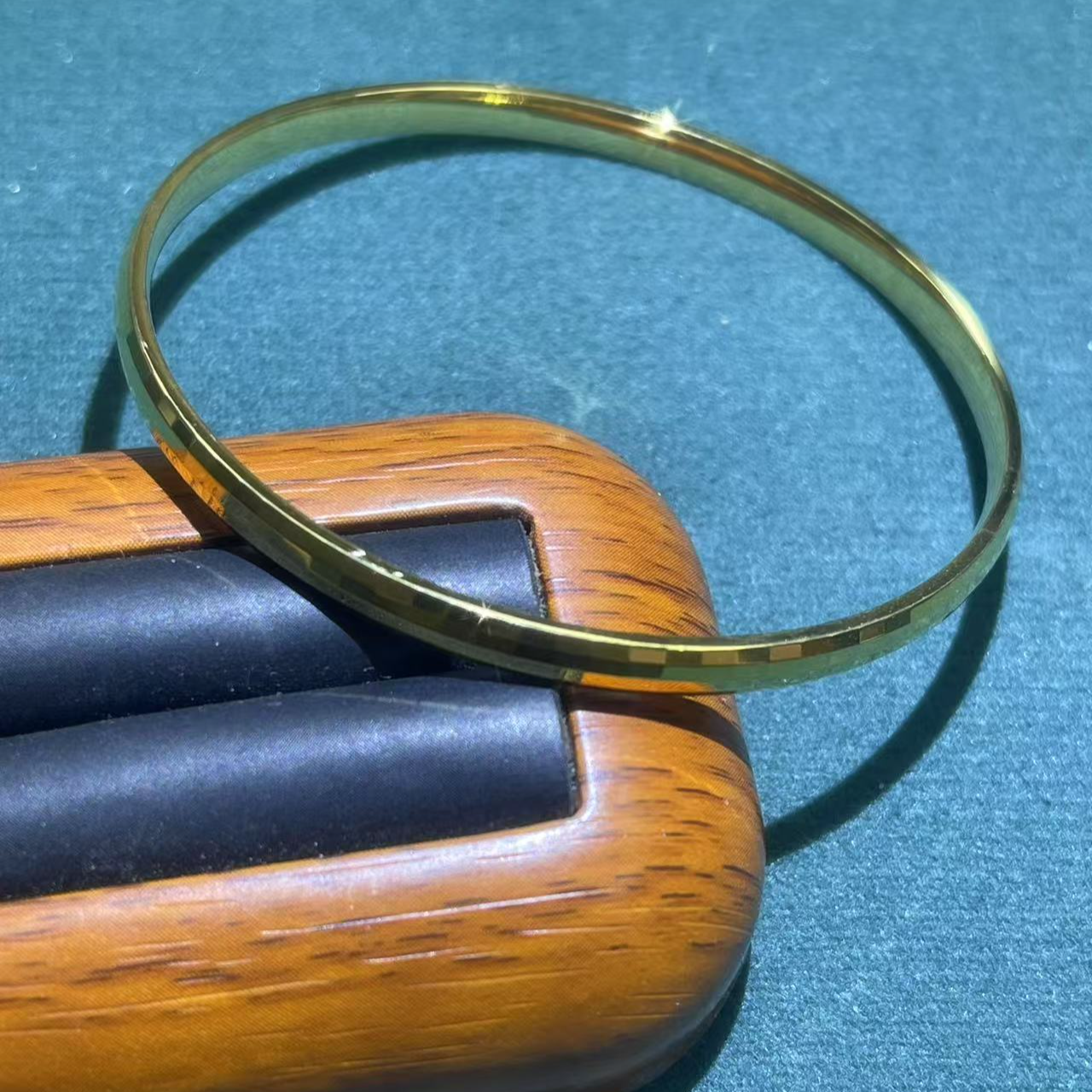 s8341黄色多刻面手镯多样发