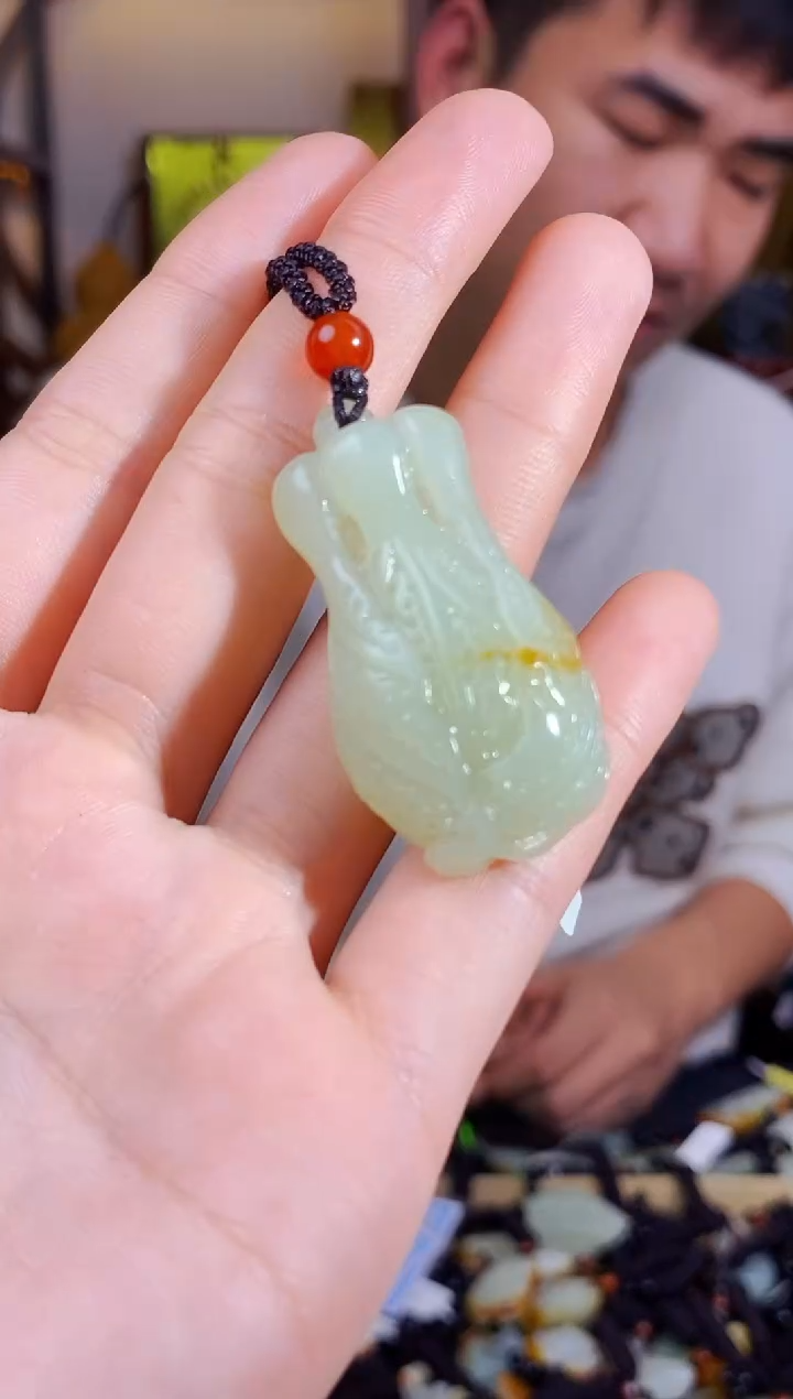 【闪购商品】和田玉颈饰未镶嵌1