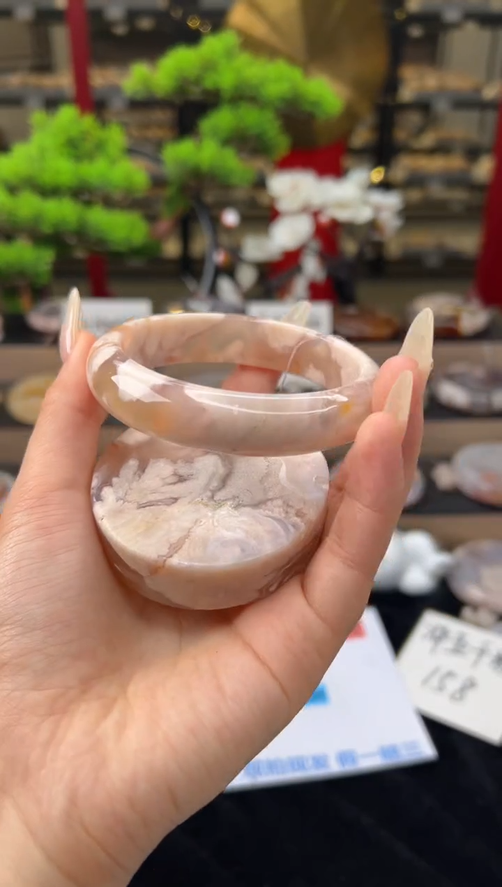 【闪购商品】石英质玉手镯未镶嵌64圈口（赠送镯心）23390