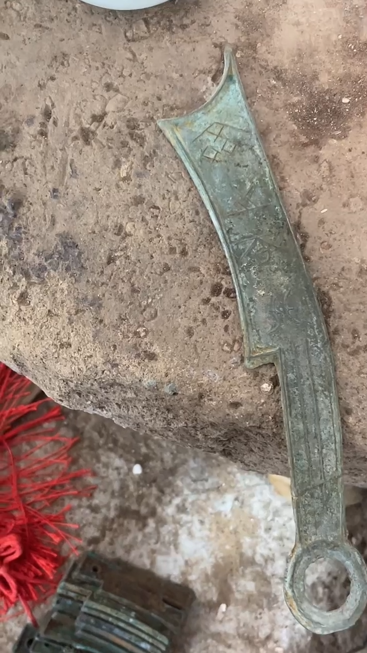 【闪购商品】瓷片手工，手绘，陶瓷