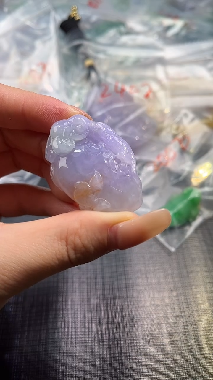 【闪购商品】翡翠颈饰未镶嵌100634523