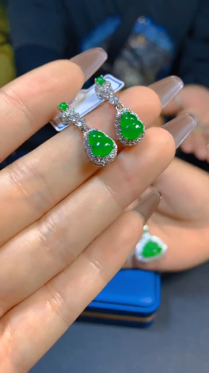 【闪购商品】翡翠耳饰未镶嵌0917514456多样性发一