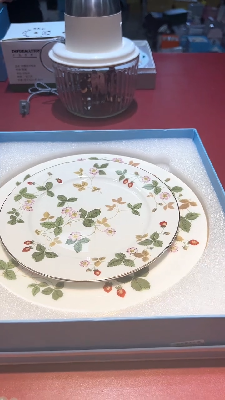 【闪购商品】瓷片锅碗瓢盆一件不剩