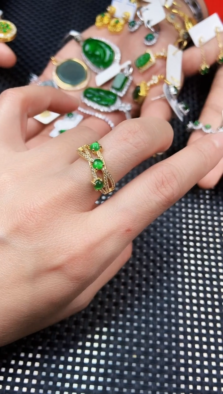 【闪购商品】翡翠戒指未镶嵌111111111