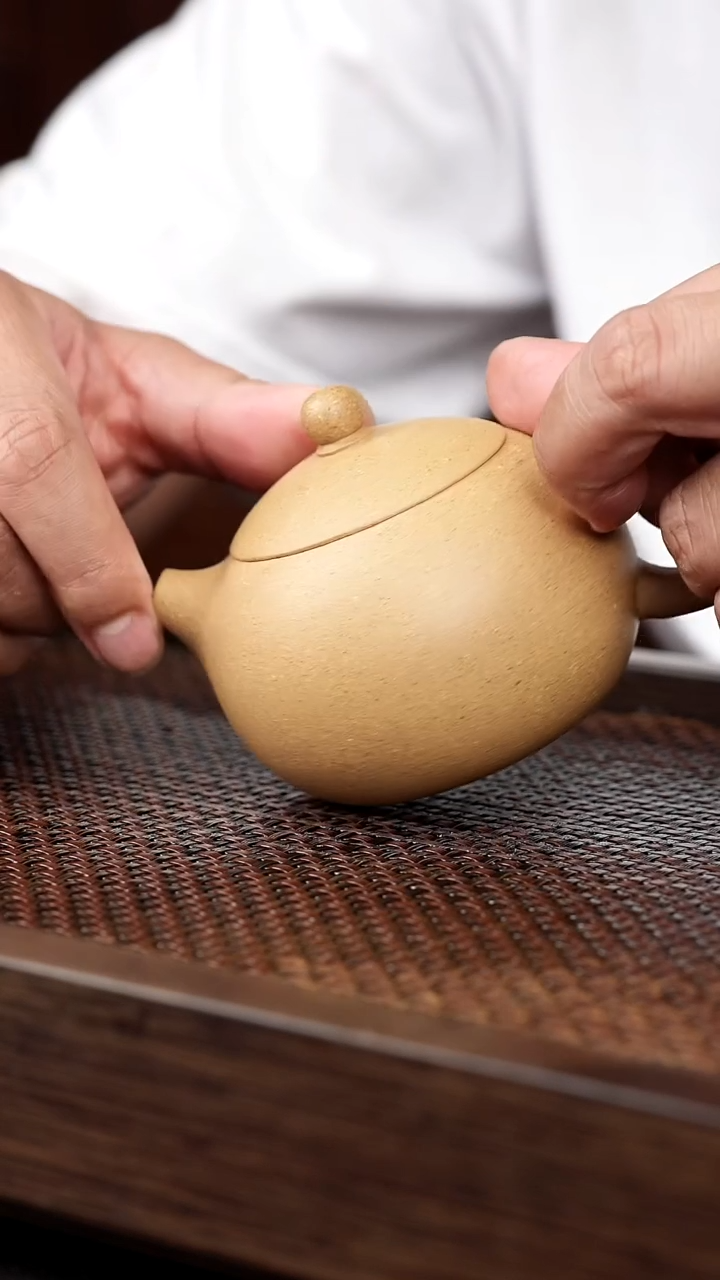 茶壶紫砂黄金段西施