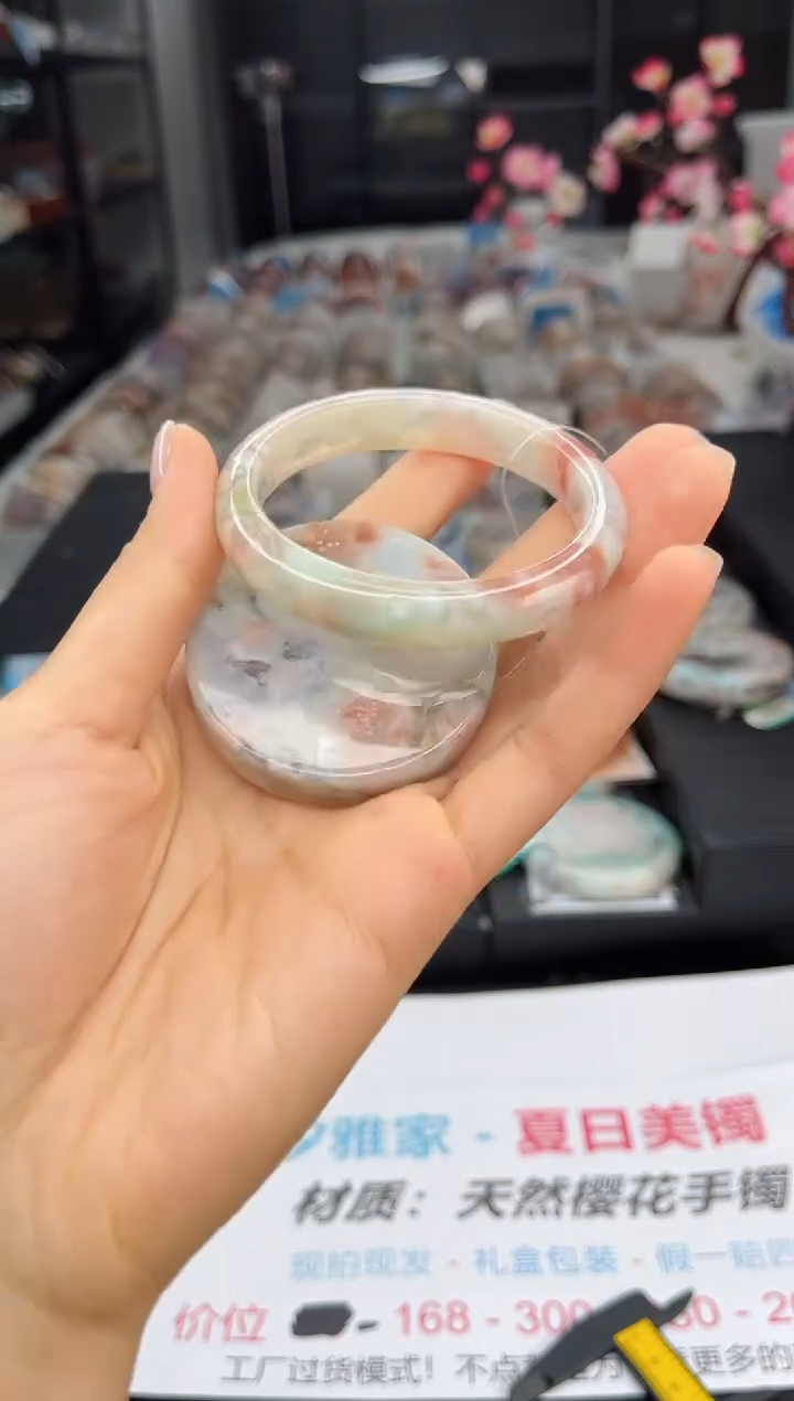 石英质玉手镯未镶嵌54圈口（赠送镯心）S95386