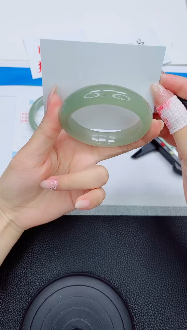 石英质玉手镯未镶嵌a49-54.7