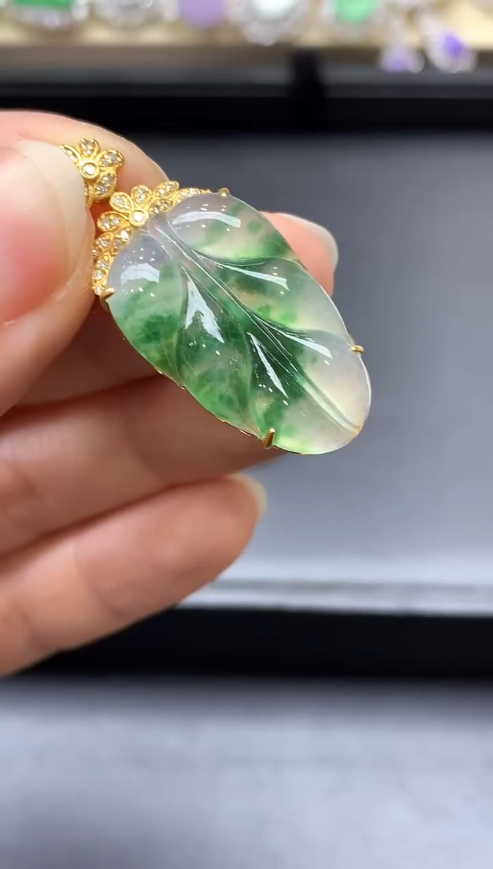 颈饰18K金镶嵌翡翠617-中国好珍宝