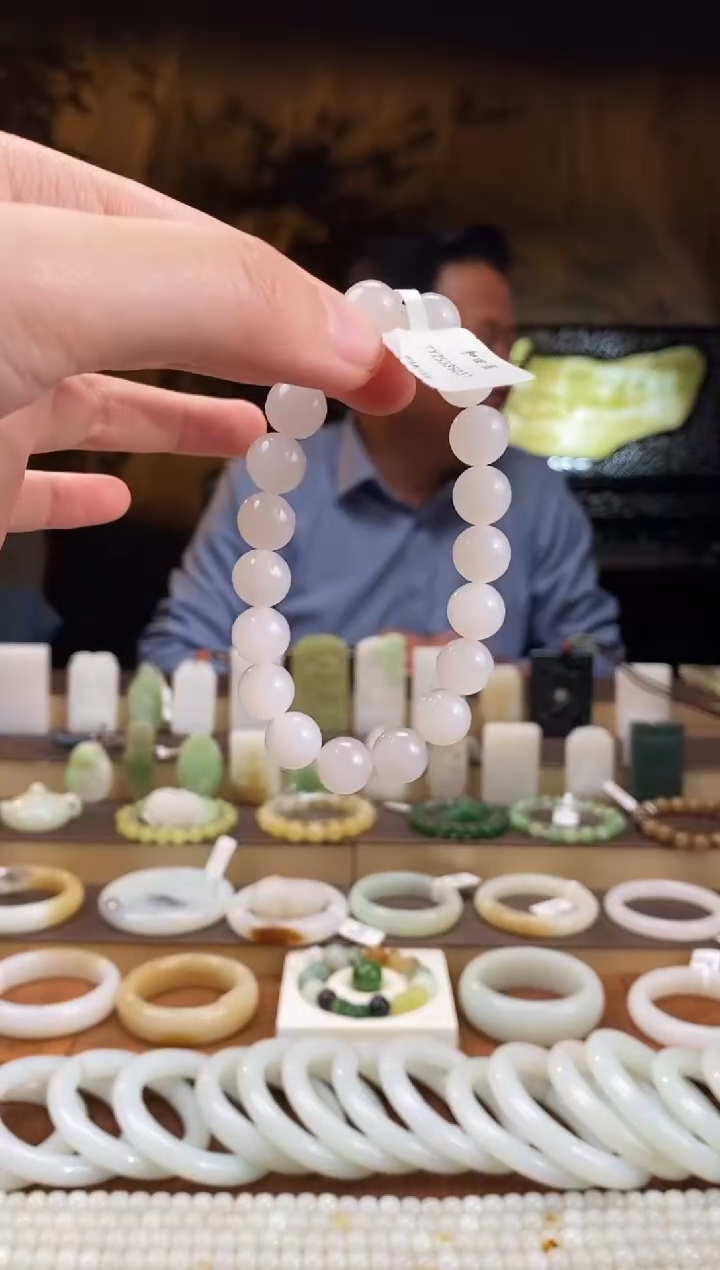 未镶嵌手串和田玉白玉10mm  肉眼无包容