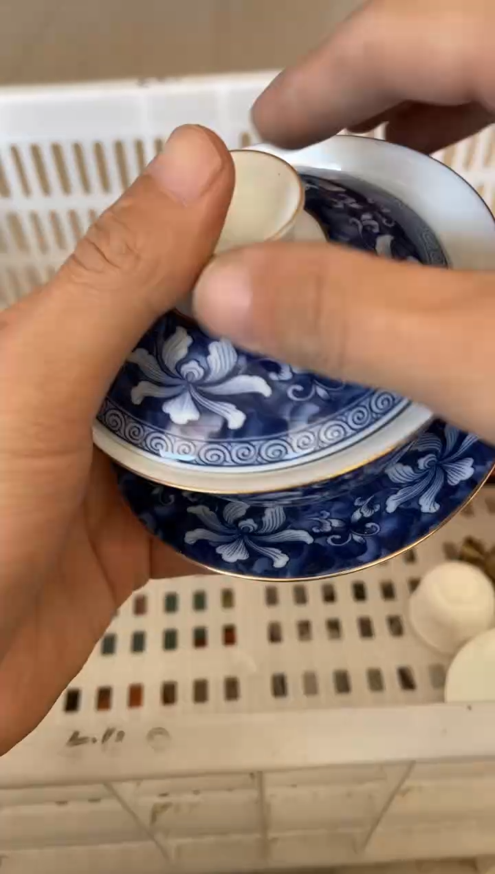 杯无运费险有瑕疵的摄影的产品有使用过的痕迹有点脏介意勿拍