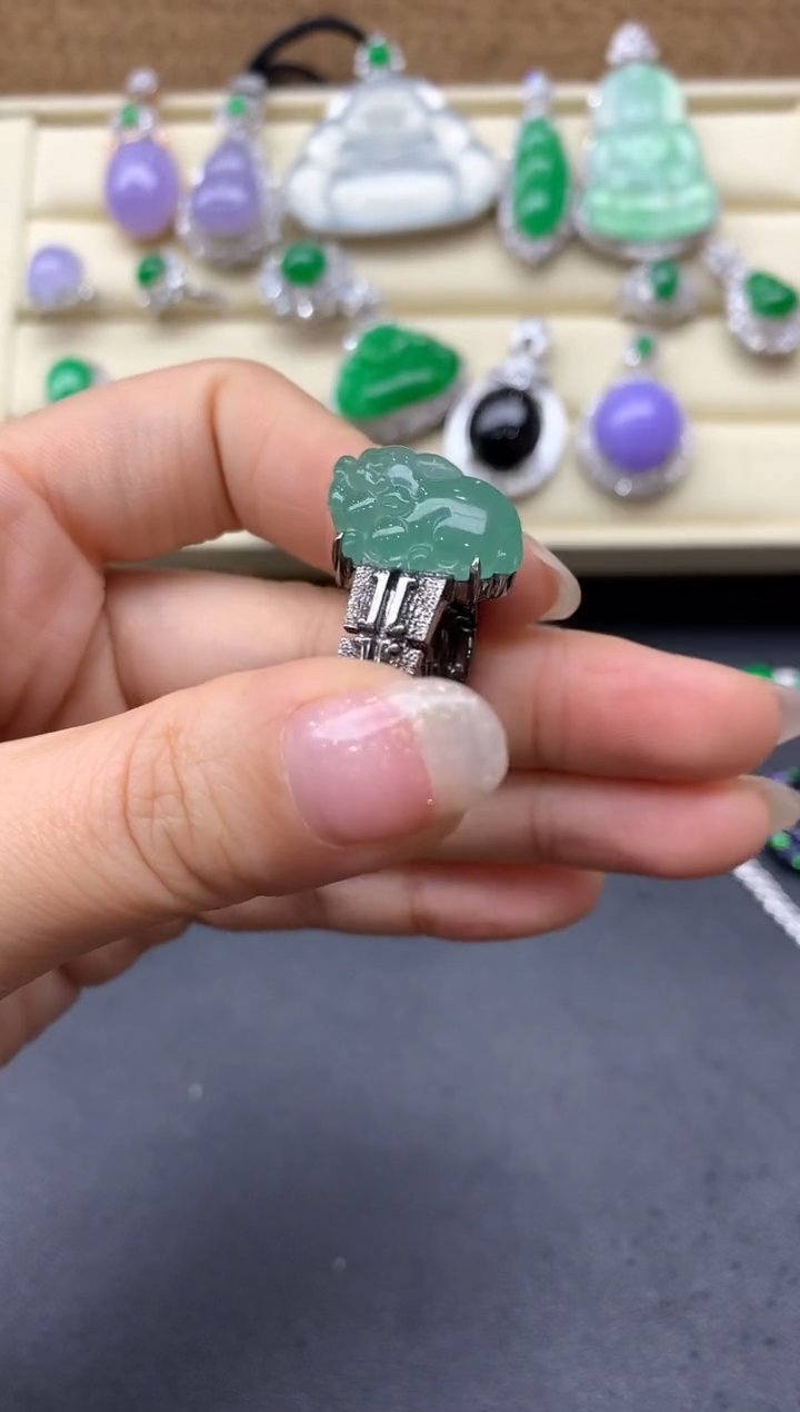 【闪购商品】翡翠戒指18K金镶嵌649-中国好珍宝