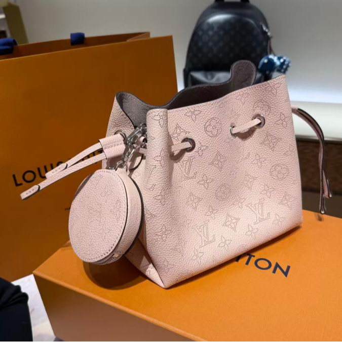 未使用 LouisVuitton/路易威登 小花6枫Bella 二合一水桶包 粉色 