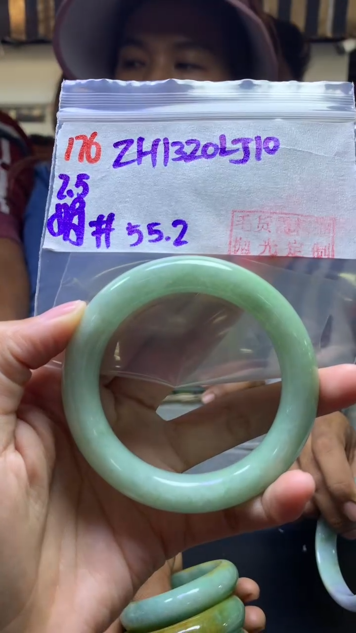 【闪购商品】定制翡翠未镶嵌176手镯55.2+1320元+拍一发一