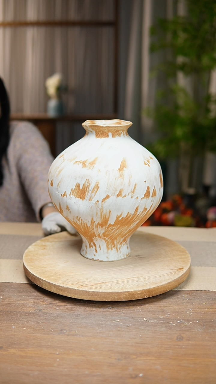 【闪购商品】陶瓷花器诧寂黄灯笼