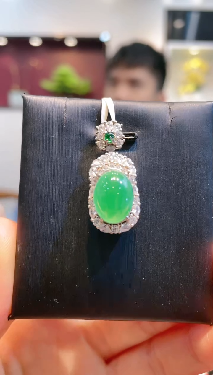 【闪购商品】翡翠颈饰银S925镶嵌A37天然A货翡翠吊坠（不含链）