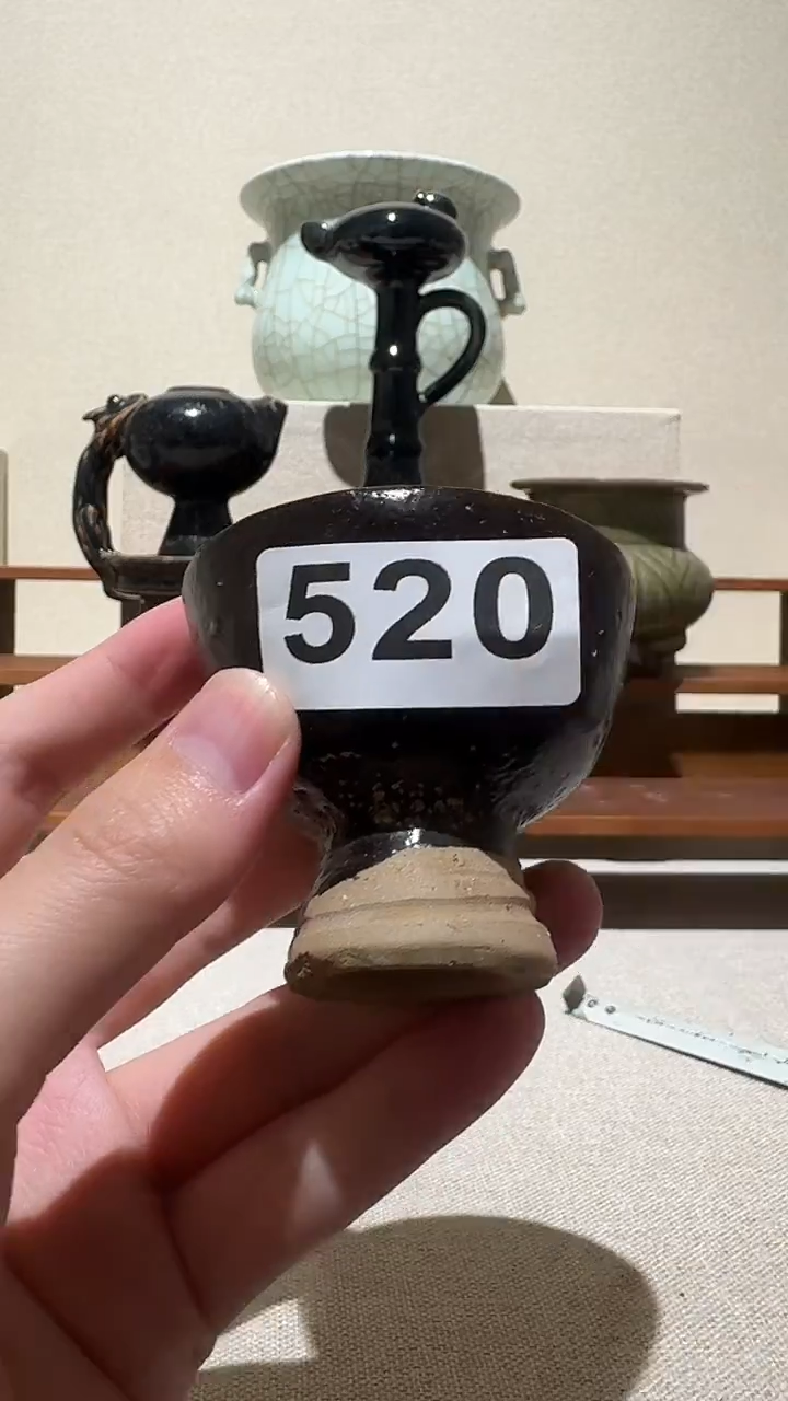摆件              