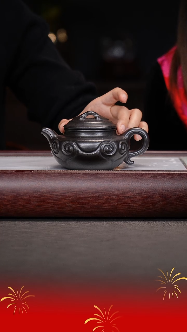 【闪购商品】紫砂茶壶惠海勤/龙潭乌泥/仿古如意/260cc