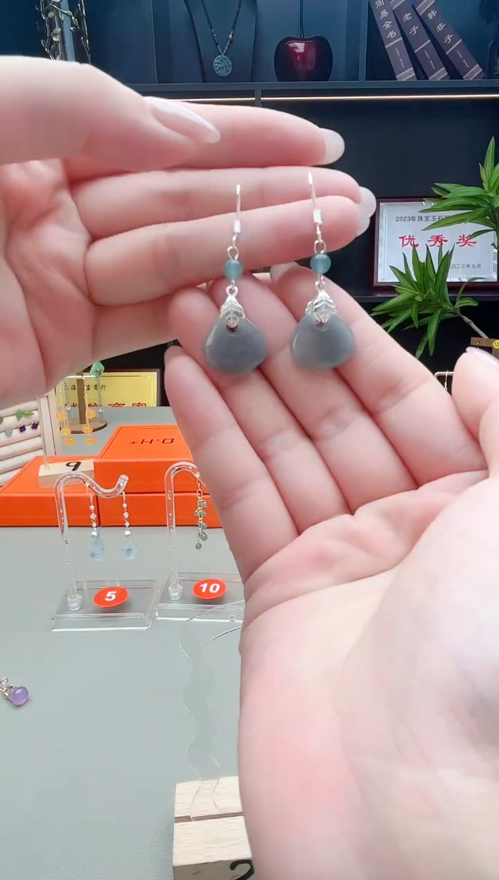 未镶嵌翡翠耳饰328000