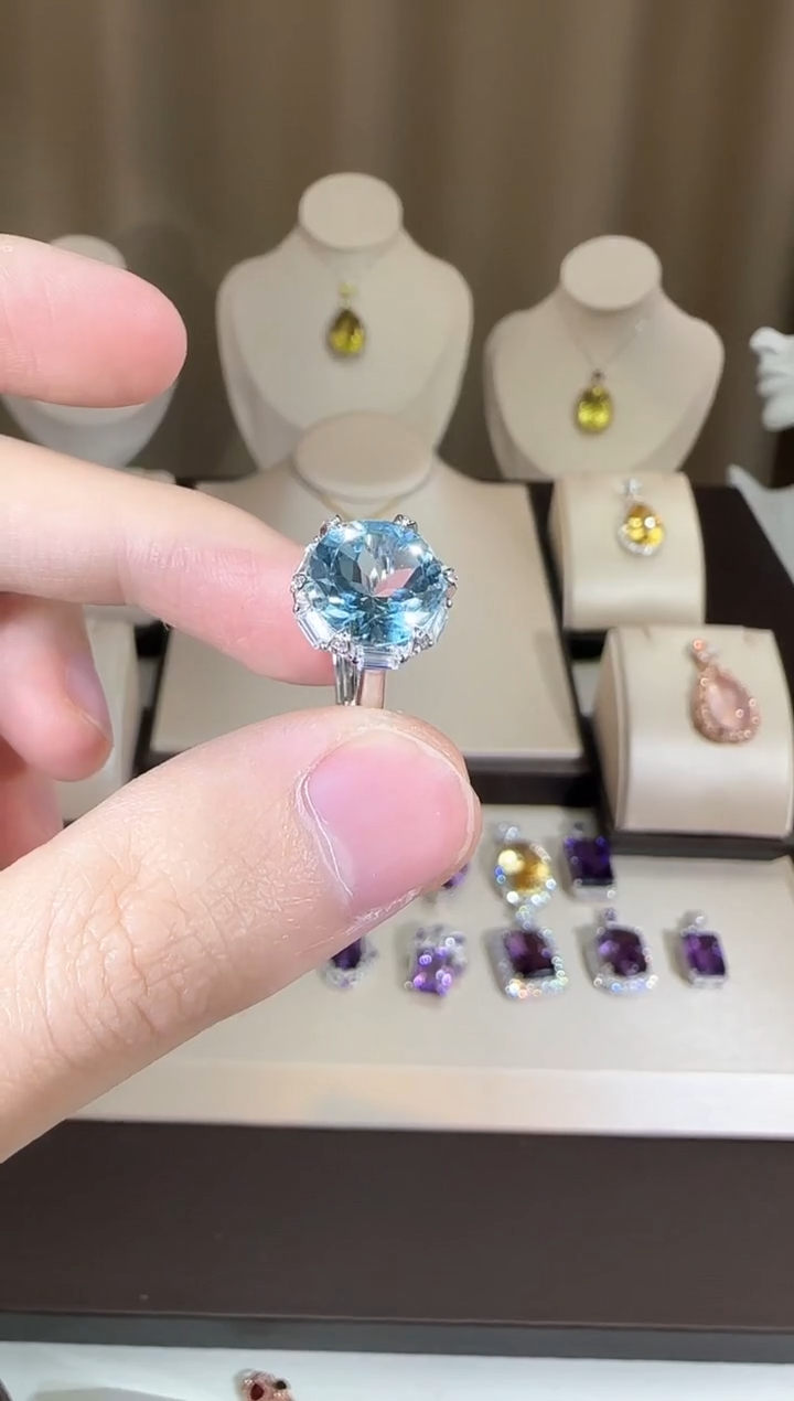 【闪购商品】托帕石戒指银S925镶嵌10mm