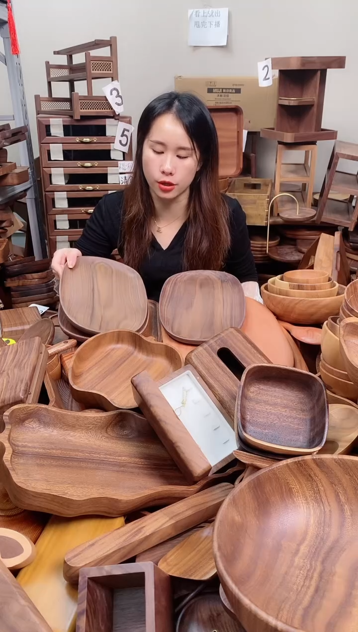 木 北美黑胡桃木异形盘30*20*2cm  A