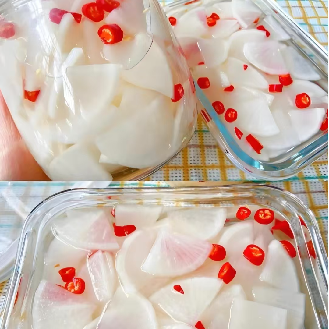 新疆农家自种白萝卜生吃脆甜可腌菜