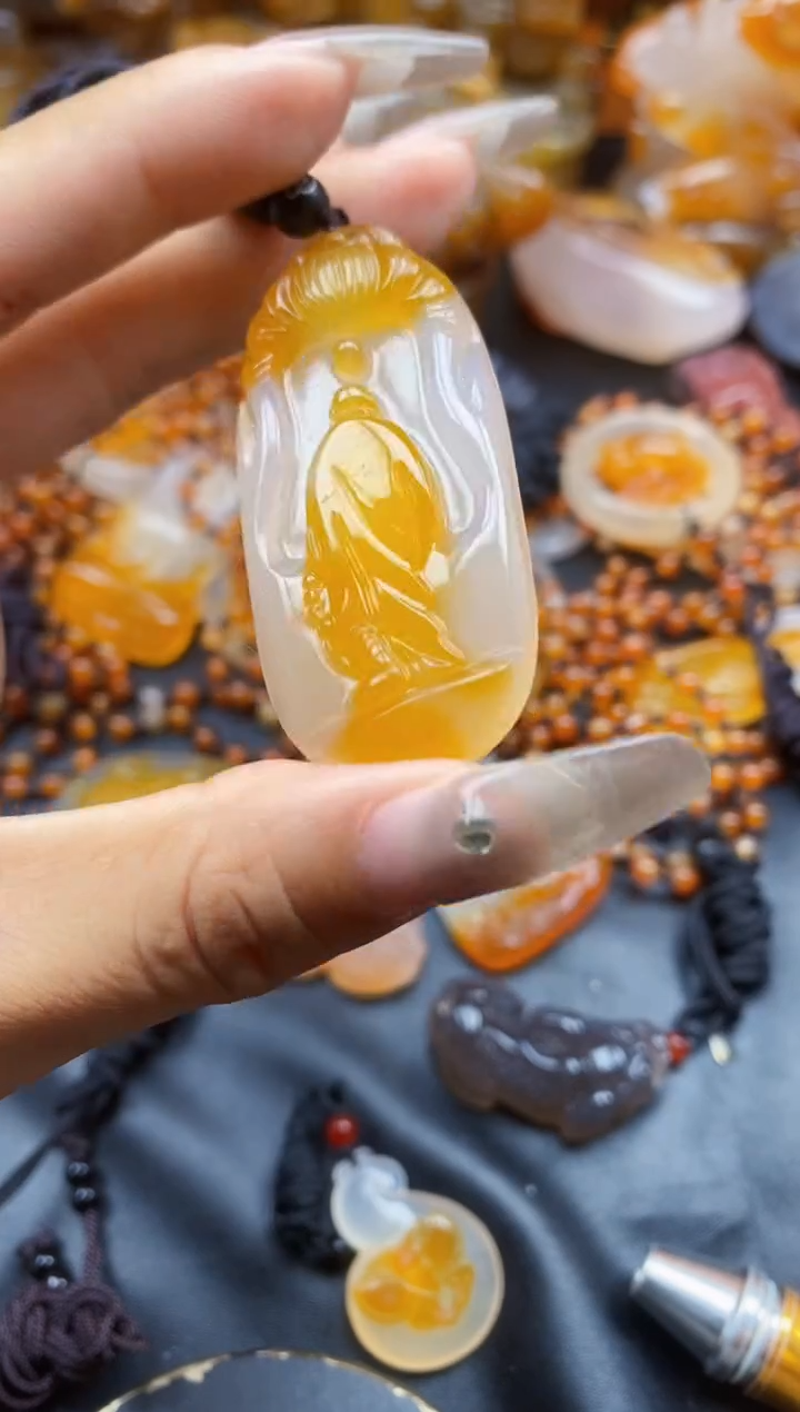 玛瑙/玉髓挂件未镶嵌李*宇ll