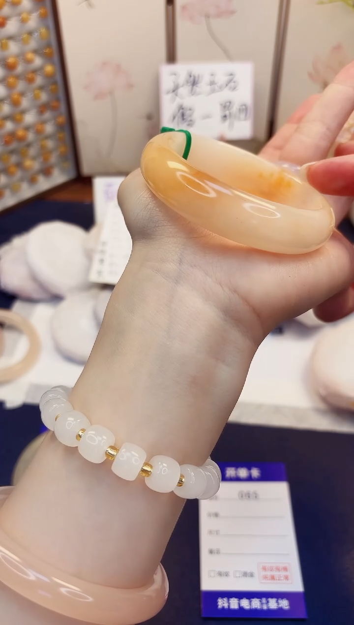 【闪购商品】石英质玉手镯未镶嵌65-财气镯-圈口57