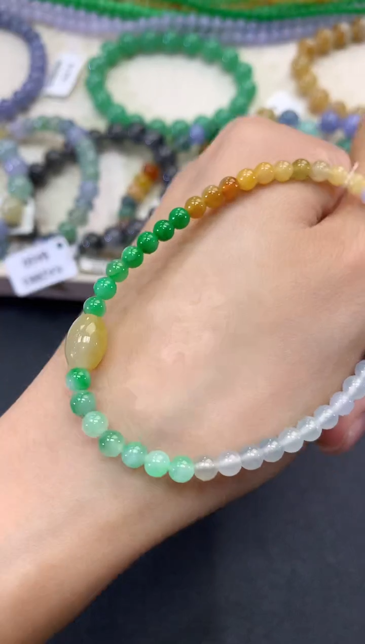 【闪购商品】翡翠手串未镶嵌w54     
